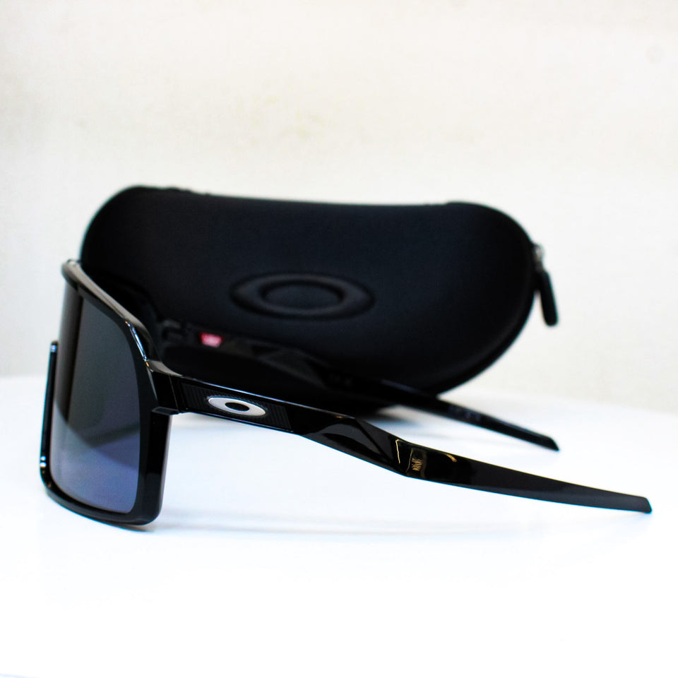 Oakley Sutro OO9406 – 0137 POLISHED BLACK PRIZM BLACK