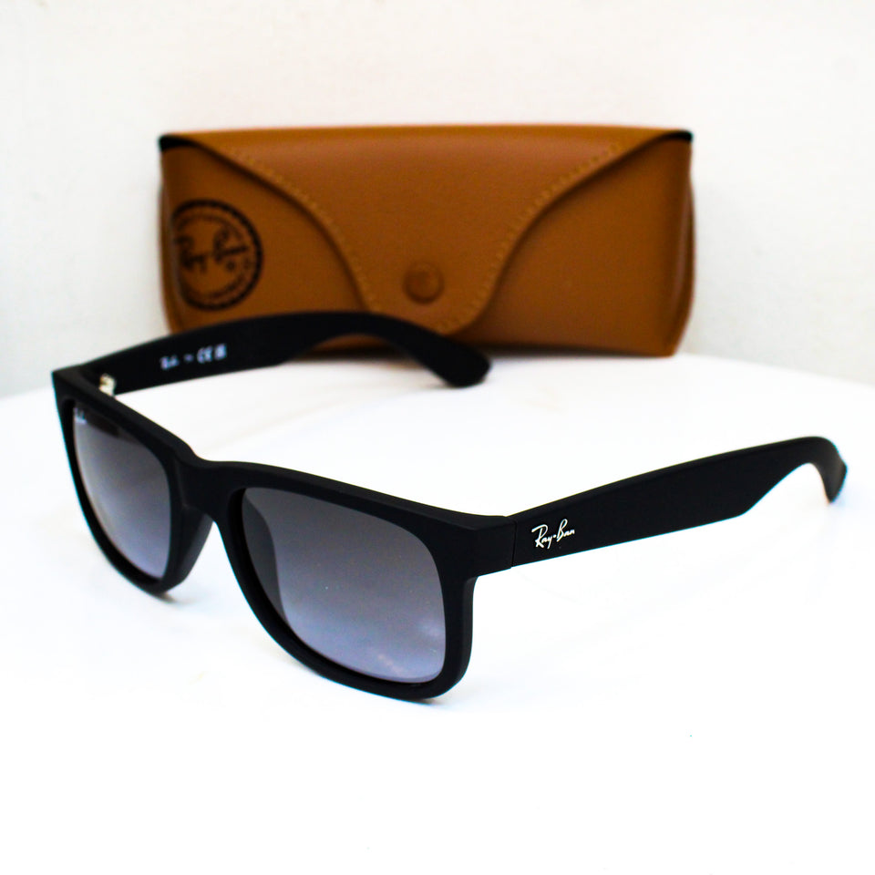 Ray-Ban Justin RB4165 – 601/8G RUBBER BLACK LIGHT GREY GRADIENT DARK GREY | Lazzat Arequipa - imagen 3