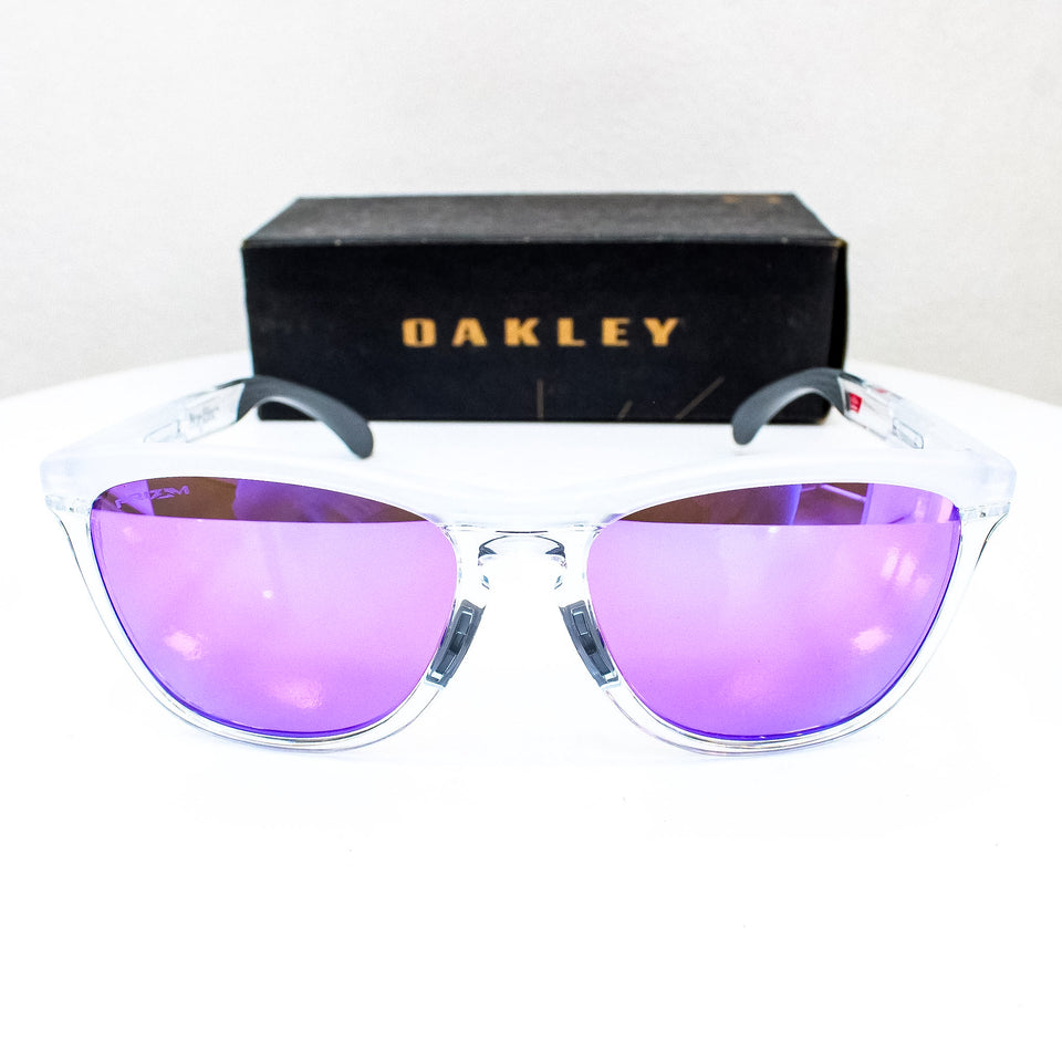Oakley Frogskins Range OO9284-0355 – Matte Carbon / Prizm Black