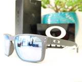 Oakley Holbrook OO9102 – X855 DARK MATTE STONEWASH OPALINE PRIZM BLACK
