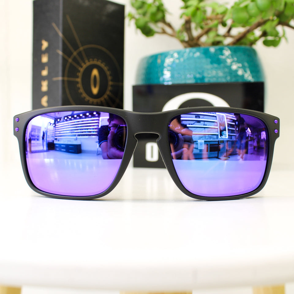 Oakley Holbrook 137 OO9102 – K655 MATTE BLACK - PRIZM VIOLET