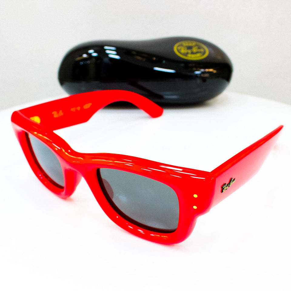 Ray-Ban Wayfarer Puffer RB4940 – RED ULTRA BLACK | Lazzat Arequipa - imagen 4